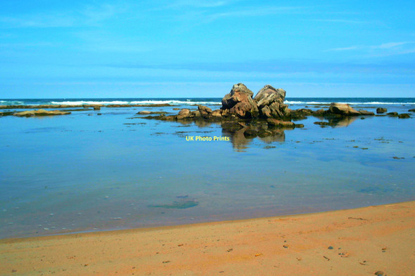 Photo 6"x4" High tide on the beach. Thorntonloch c2011