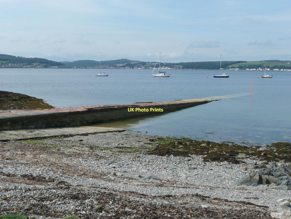 Photo 6"x4" The slipway at  Toward Quay Craigmore\/NS1065 c2011