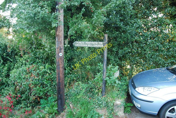 Photo 6"x4" Footpath signposted off Froghole Lane Crockham Hill c2009