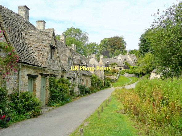 Photo 6"x4" Arlington Row Bibury c2011