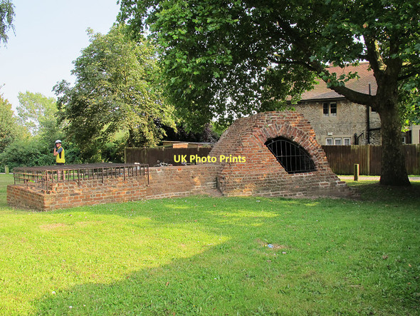 Photo 6"x4" Eltham Conduit Head Eltham c2011 P1