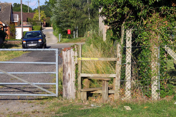 Photo 6"x4" Stile on the Oxfordshire Way Camp Corner c2011