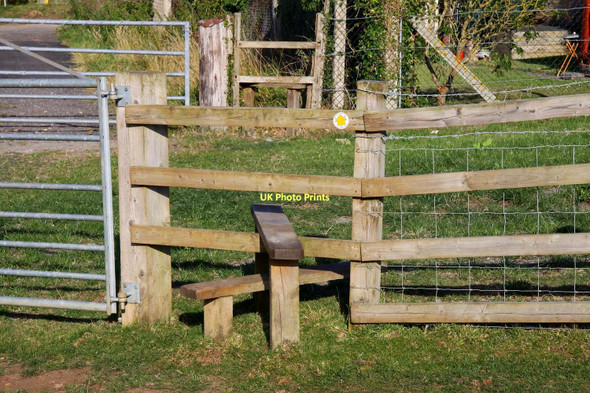 Photo 6"x4" Stile on the Oxfordshire Way Camp Corner c2011