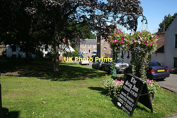 Photo 6"x4" Cool Green in Falkland Falkland c2011