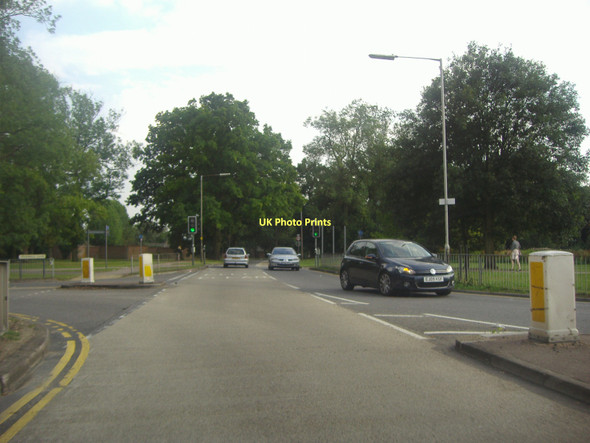 Photo 6"x4" The A1000 Chequers, Welwyn Garden City Welwyn Garden City c2011