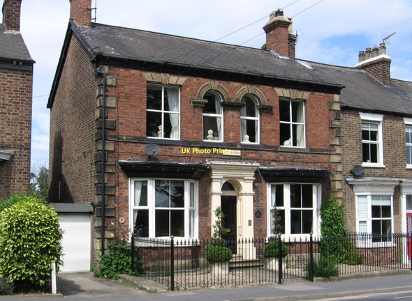 Photo 6"x4" Driffield - Fletton House on Beverley Road Driffield\/TA0258 c2011