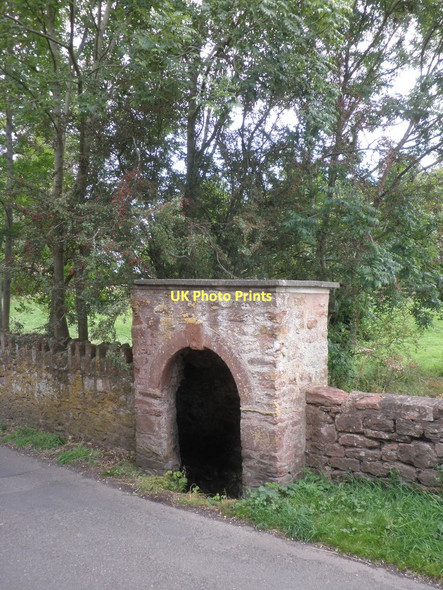 Photo 6"x4" Well, Bishops Lydeard Bishops Lydeard c2011