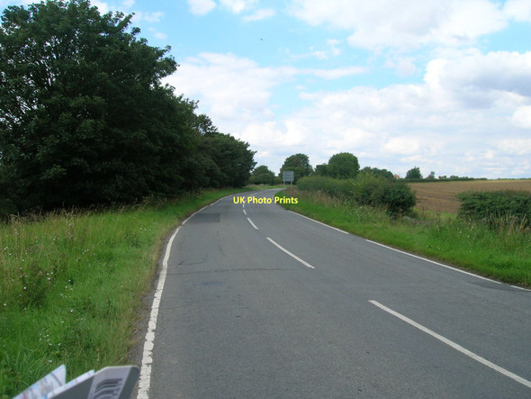 Photo 6"x4" Minor road towards Wootton Ulceby\/TA1014 c2011