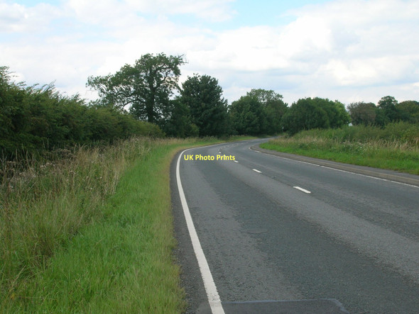 Photo 6"x4" A1077 heading north Ulceby\/TA1014 c2011