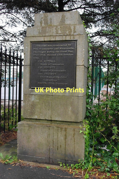 Photo 6"x4" Plinth on Morecambe Road Lancaster c2011