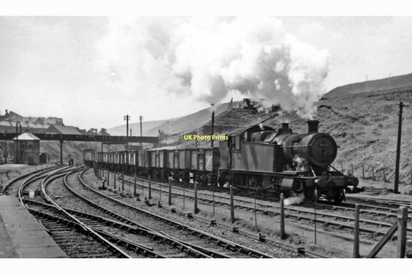 Photo 6"x4" Up empties passing disused Blaengarw station Pontycymer c1962