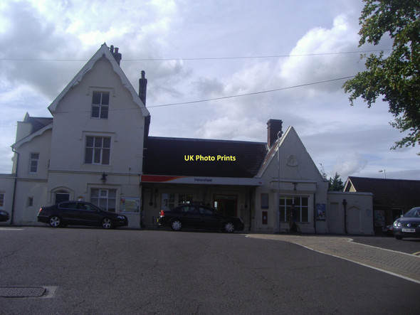 Photo 6"x4" Petersfield station building Petersfield c2011