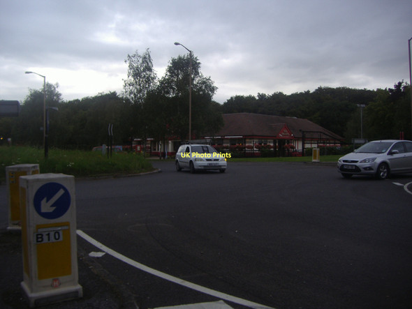 Photo 6"x4" Wake Arms roundabout Debden Green\/TQ4398 c2011
