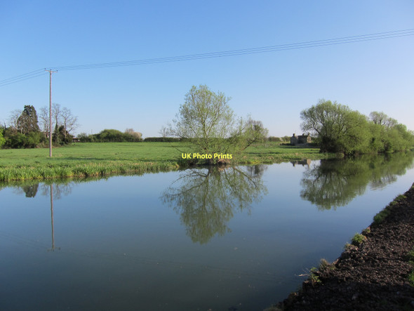 Photo 6"x4" Reflections in the Cam Fen Ditton c2011
