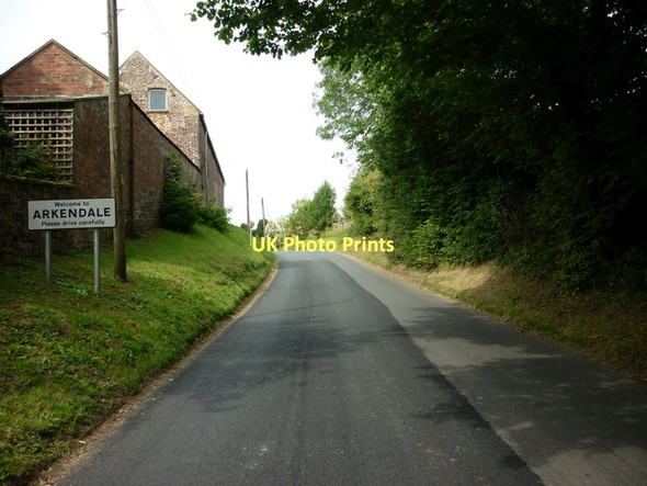 Photo 6"x4" Entering Arkendale, North Yorkshire Arkendale\/SE3860 c2011