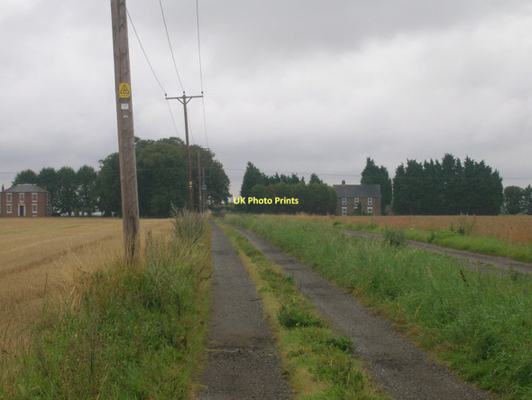 Photo 6"x4" Farm track heading south, Goole Fields Old Goole c2011