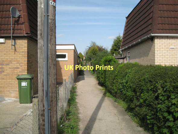 Photo 6"x4" Footpath to Cape Road  Warwick c2011