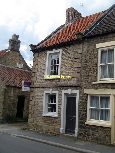 Photo 6"x4" No 8, West End Kirkbymoorside c2011