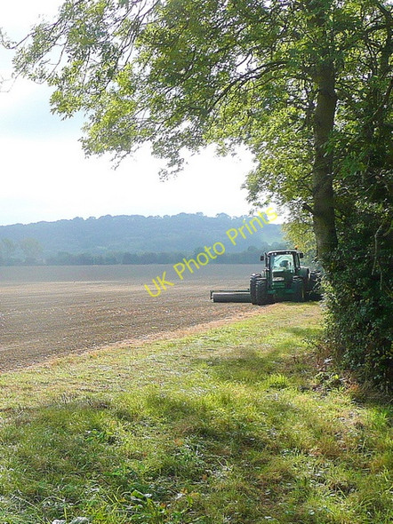Photo 6"x4" Early-morning cultivating? Childswickham c2009