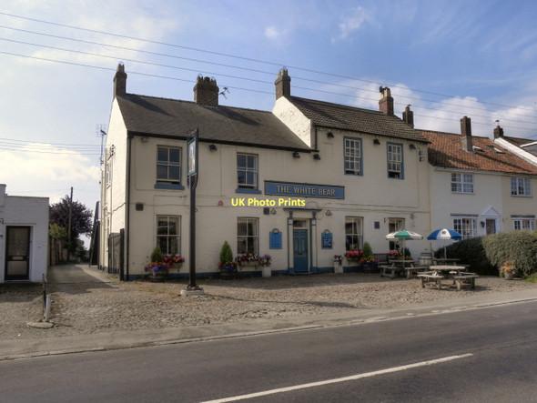 Photo 6"x4" The White Bear, Stillington Stillington\/SE5867 c2011