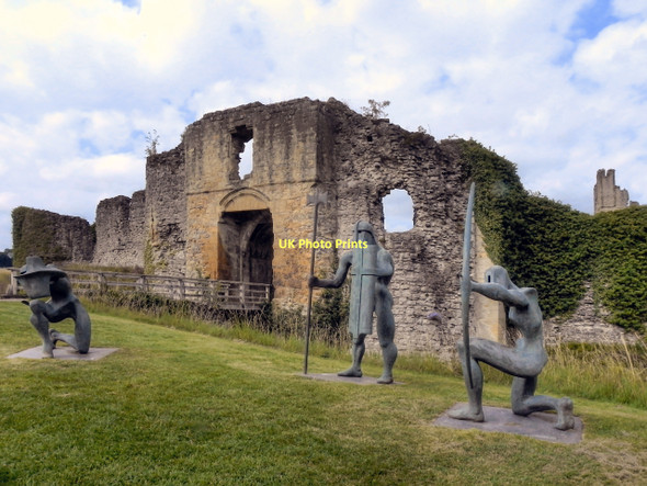 Photo 6"x4" Helmsley Castle South Barbican Helmsley c2011