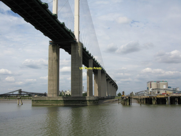 Photo 6"x4" Passing under the Queen Elizabeth II bridge Swanscombe c2011