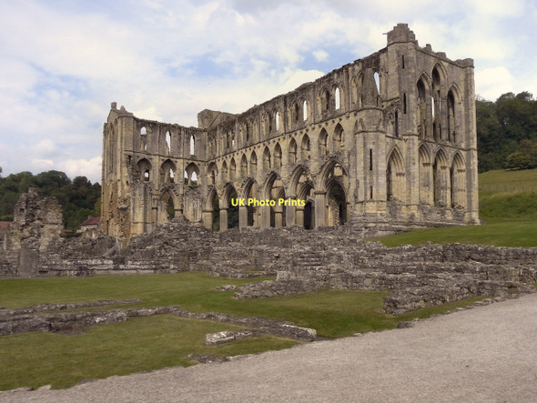 Photo 6"x4" Rievaulx Abbey Rievaulx c2011