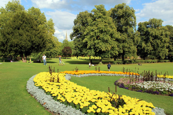Photo 6"x4" Flowerbed, Higginson Park, Marlow, Buckinghamshire Marlow\/SU8586 c2011