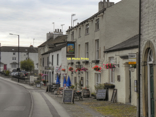Photo 6"x4" Gisburn Main Street, The White Bull Gisburn c2011