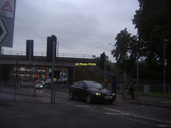 Photo 6"x4" New Bedford Road by Luton station Luton\/TL0921 c2011