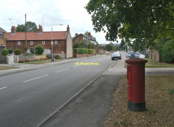 Photo 6"x4" Main Street Calverton postbox (ref. NG14 23) Calverton\/SK6149 c2011
