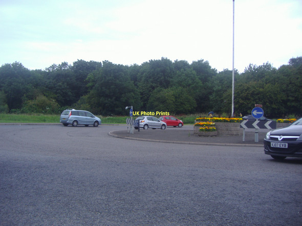 Photo 6"x4" Roundabout on Hitchin Road, Luton Luton\/TL0921 c2011 P1