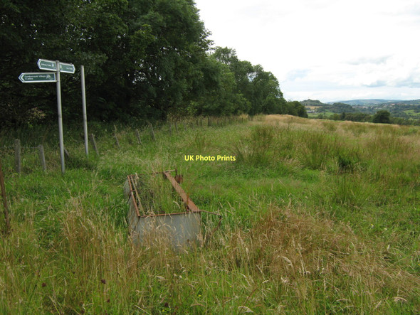 Photo 6"x4" Signpost at Westerwood Farm Cumbernauld Village c2011
