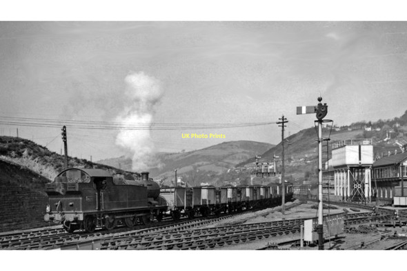 Photo 6"x4" Up coal train from Rhondda Valley approaching Pontypridd Pontypridd\/ST0789 c1962