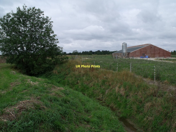 Photo 6"x4" Digby Beck and Barn Digby c2011