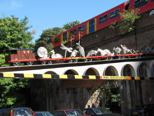 Photo 6"x4" The train height barrier at Woodbridge Meadows Guildford c2011