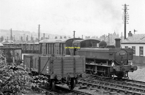 Photo 6"x4" Ex-GWR Pannier tank engine in Northern Scotland, at Dingwall Dingwall\/NH5458 c1962