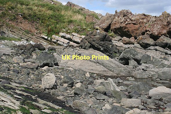 Photo 6"x4" Mixed Rocks Kinghorn\/NT2686 c2011