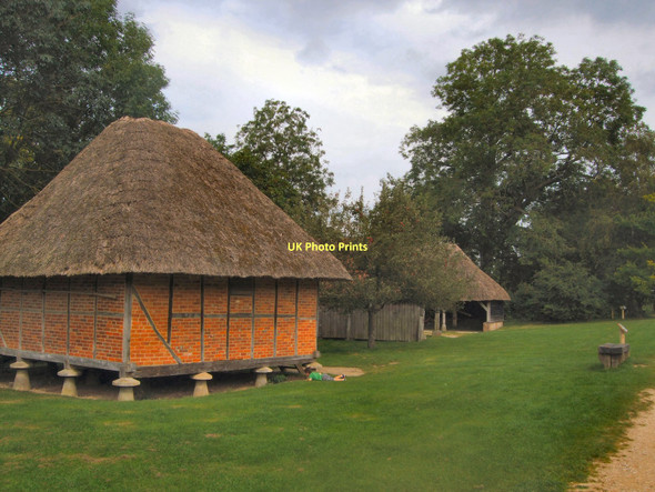 Photo 6"x4" Granary, Weald & Downland Museum Charlton\/SU8812 c2011