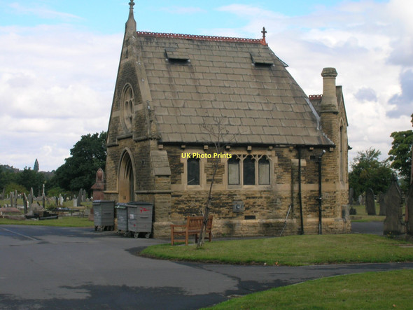 Photo 6"x4" Cemetery Chapel Coisley Hill c2011