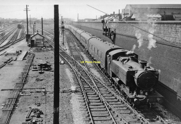 Photo 6"x4" Empty stock for Paddington leaving Old Oak Common Yard Kensal Town c1962