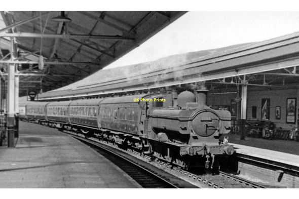 Photo 6"x4" Swansea High Street Station, with a GW 0-6-0PT bringing in empty stock Swansea\/Abertawe c1962