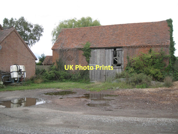 Photo 6"x4" Barn by Marsh Cottage  Bradnock's Marsh c2011