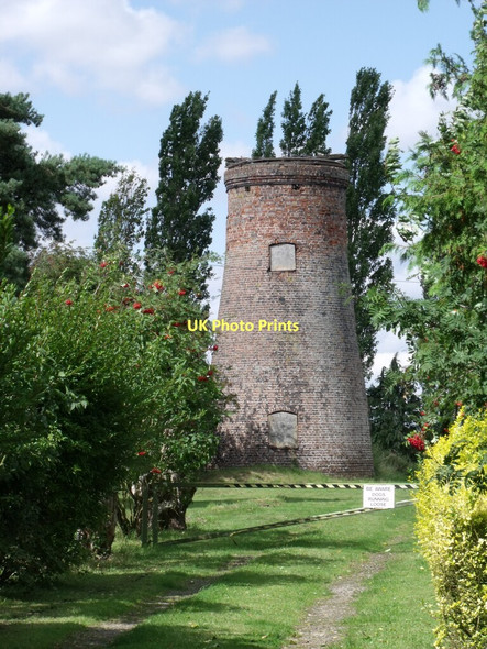 Photo 6"x4" Haven Bank windmill Hundle Houses c2011