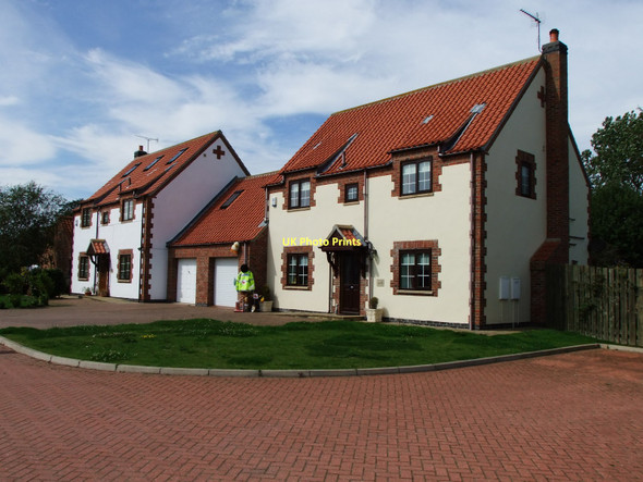 Photo 6"x4" Houses on South Sea Mews, Flamborough Flamborough c2011