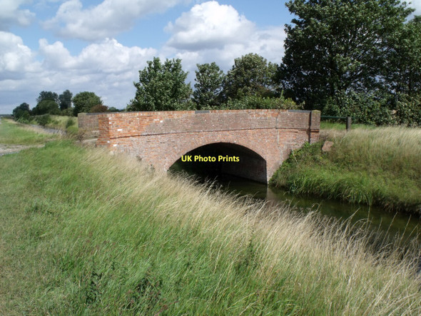 Photo 6"x4" Bridge over Newham Drain, near Grange farm Bunker's Hill\/TF2653 c2011