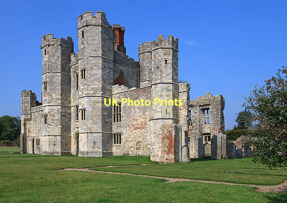 Photo 6"x4" Titchfield Abbey Gatehouse (Place House) Fareham c2011