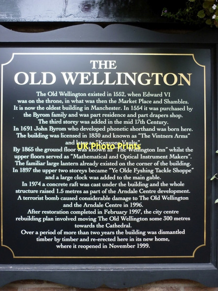 Photo 6"x4" A sign at the Old Wellington Inn Manchester c2011