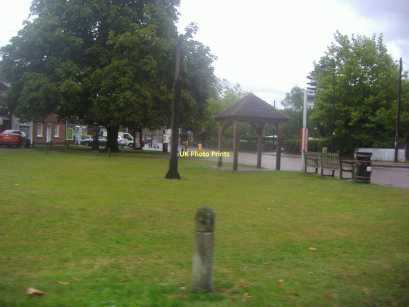 Photo 6"x4" The Green at Brasted Brasted c2011