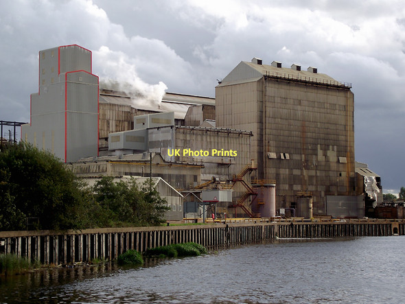 Photo 6"x4" River Weaver and chemical works near Anderton, Cheshire Northwich c2011